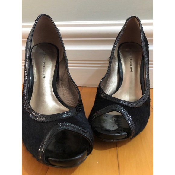 Diane Von Furstenberg peep toe leather heels - Picture 4 of 8
